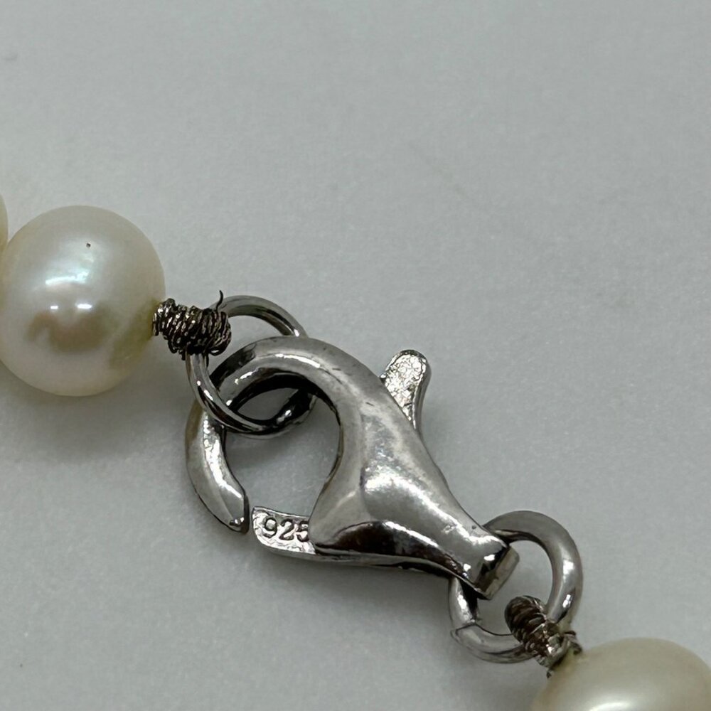 Cultured Pearl Necklace With Sterling Silver Lobster Clasp 18" Freshwater - Picture 14 of 14